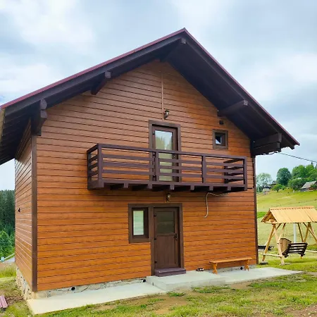 куцанівка House Yablunytsya