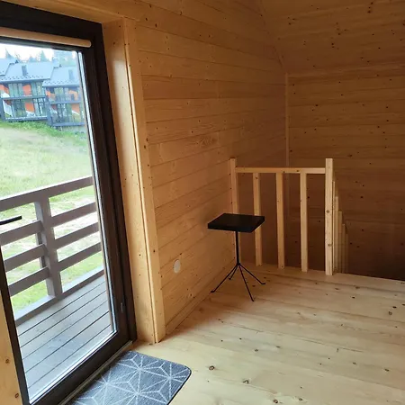 куцанівка House Apartment